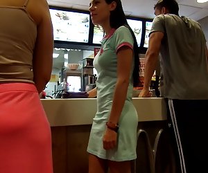 დედა mac donalds giggle