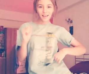 Cute girl ცეკვები თქვენთვის