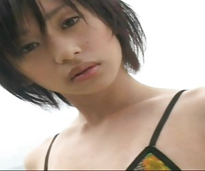 Asami Mimura - გარეთ