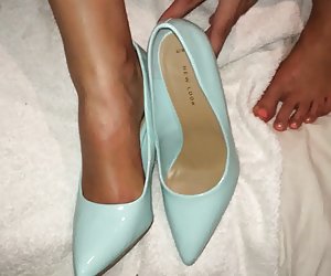 ვიკი, pointy ლურჯი ქუსლები