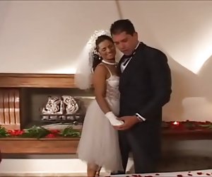 ბრაზილიის პატარძალი ქორწილის ღამე,