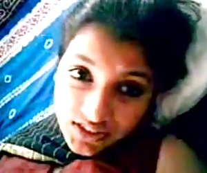 Desi წყვილი სასტუმროში სკანდალი - სრული hotcamgirls.in