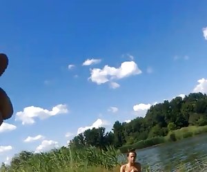 პირის - ქალის მკერდი sunbather .360p