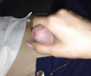 Handjobs ახალგაზრდა სილამაზის