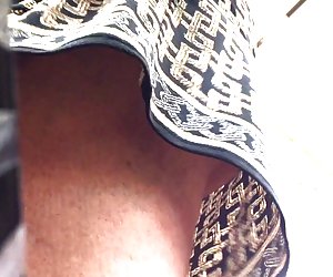 Mature, დამალული ქვეშ style