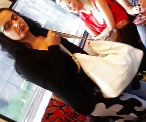 ფეხები ცხელ თურქი სახე შეამჩნია ჩემთვის გადაეღოთ მისი