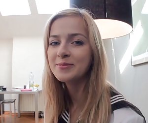 Mama სტუდენტი შეყვარებული ხარ